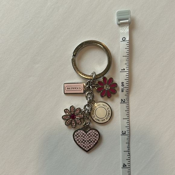NWOT COACH Vintage Pink Heat Daisy Keychain Fob Purse Charm - Picture 5 of 6